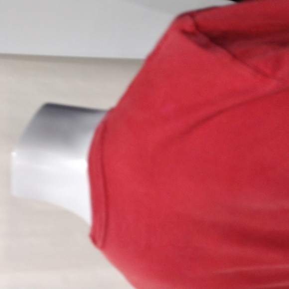 Cuffys Cape Cod red cotton long sleeve t-shirt. Medium - Picture 7 of 7